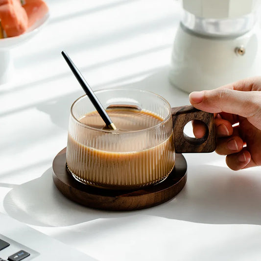 Set de 2 Vasos de Café de Cristal con Posavasos de Madera